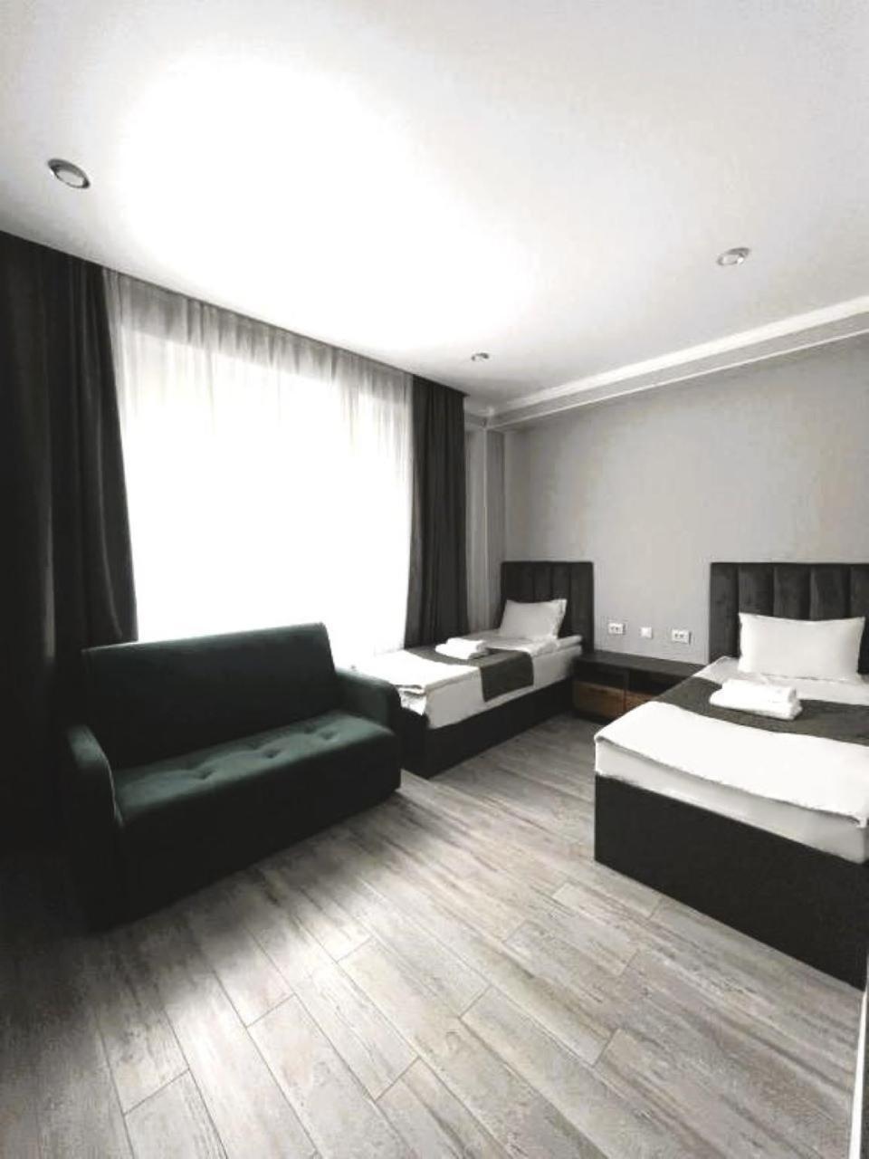 Dosman Hotel Bishkek Exterior photo